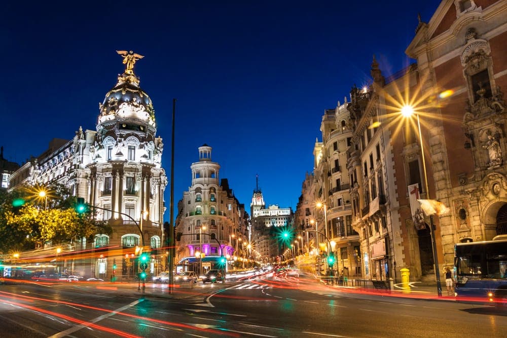 Hola! Descubriendo Lisboa - Madrid Con Cáceres